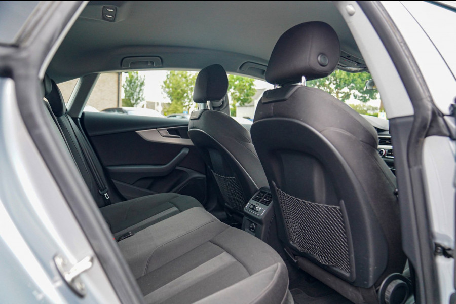 Audi A5 Sportback 2.0 TFSI MHEV Sport | Navigatie | Elektrisch bedienbare achterklep | Multifunctioneel stuurwiel | Cruise control