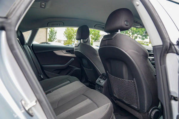 Audi A5 Sportback 2.0 TFSI MHEV Sport | Navigatie | Elektrisch bedienbare achterklep | Multifunctioneel stuurwiel | Cruise control