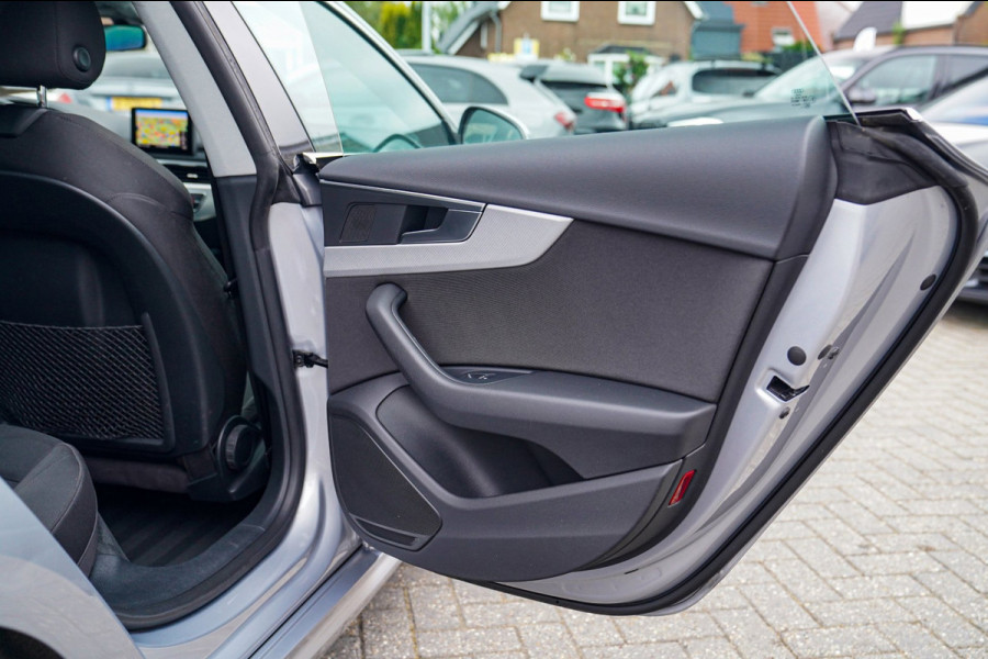 Audi A5 Sportback 2.0 TFSI MHEV Sport | Navigatie | Elektrisch bedienbare achterklep | Multifunctioneel stuurwiel | Cruise control