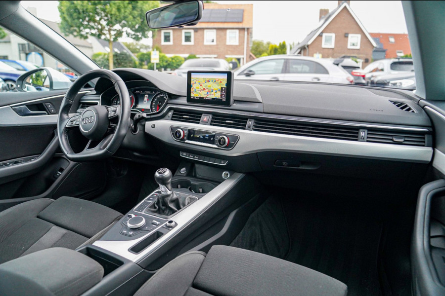 Audi A5 Sportback 2.0 TFSI MHEV Sport | Navigatie | Elektrisch bedienbare achterklep | Multifunctioneel stuurwiel | Cruise control