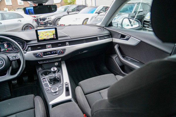 Audi A5 Sportback 2.0 TFSI MHEV Sport | Navigatie | Elektrisch bedienbare achterklep | Multifunctioneel stuurwiel | Cruise control