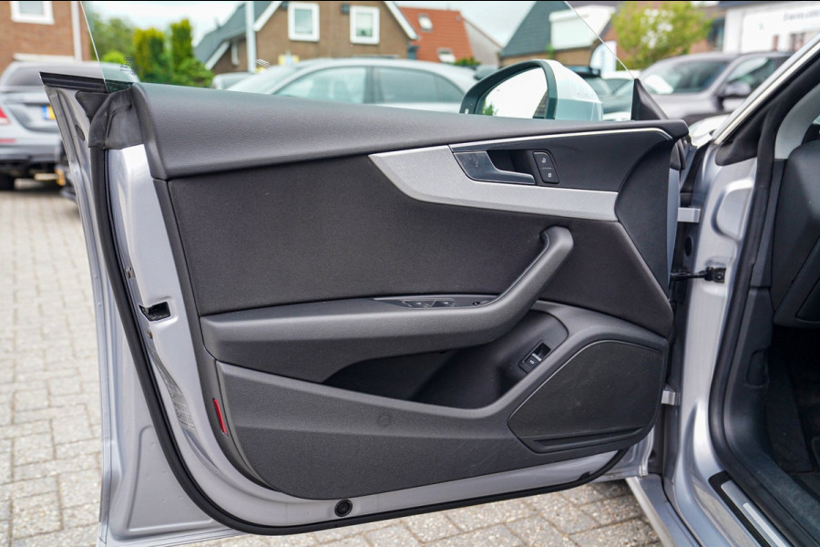 Audi A5 Sportback 2.0 TFSI MHEV Sport | Navigatie | Elektrisch bedienbare achterklep | Multifunctioneel stuurwiel | Cruise control