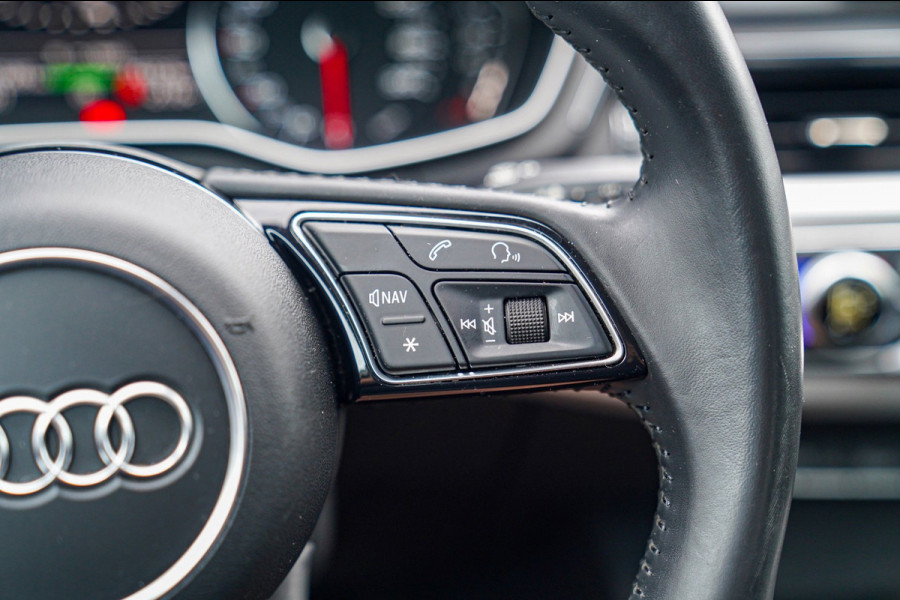 Audi A5 Sportback 2.0 TFSI MHEV Sport | Navigatie | Elektrisch bedienbare achterklep | Multifunctioneel stuurwiel | Cruise control