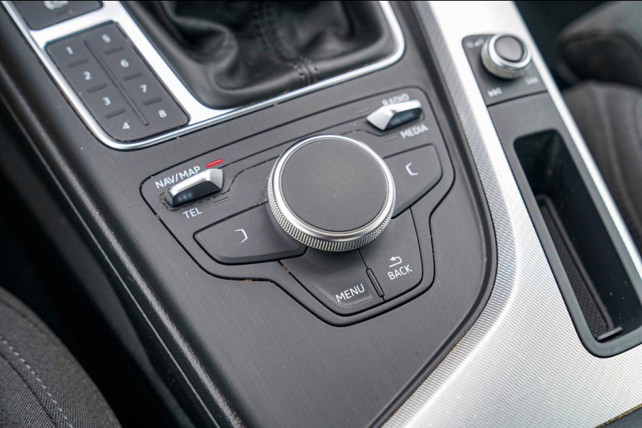 Audi A5 Sportback 2.0 TFSI MHEV Sport | Navigatie | Elektrisch bedienbare achterklep | Multifunctioneel stuurwiel | Cruise control
