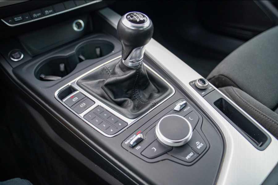 Audi A5 Sportback 2.0 TFSI MHEV Sport | Navigatie | Elektrisch bedienbare achterklep | Multifunctioneel stuurwiel | Cruise control