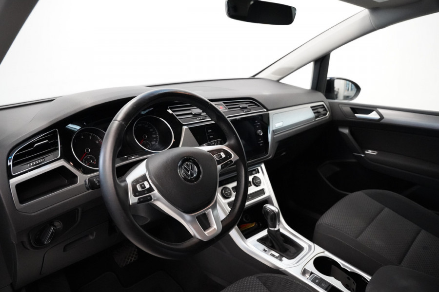 Volkswagen Touran 1.4 TSI Highline Edition R 7p PDC Stoelverwarming ACC Carplay