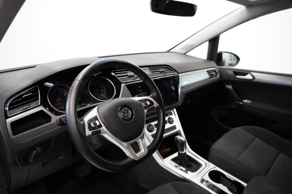 Volkswagen Touran 1.4 TSI Highline Edition R 7p PDC Stoelverwarming ACC Carplay