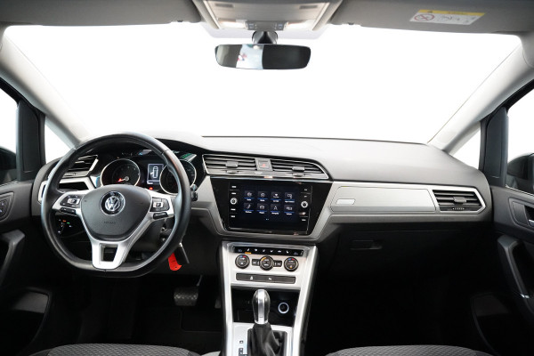 Volkswagen Touran 1.4 TSI Highline Edition R 7p PDC Stoelverwarming ACC Carplay