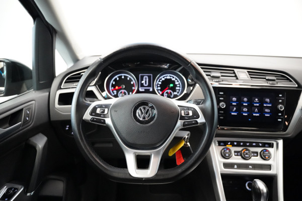 Volkswagen Touran 1.4 TSI Highline Edition R 7p PDC Stoelverwarming ACC Carplay
