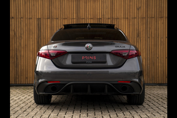 Alfa Romeo Giulia 2.0T Veloce 280pk AWD Full Option! | Pano-dak | Harman/Kardon | Ragazzon | Adapt. cruise | CarPlay