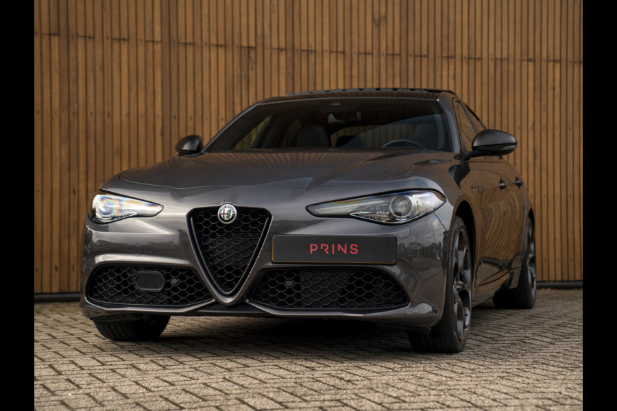 Alfa Romeo Giulia 2.0T Veloce 280pk AWD Full Option! | Pano-dak | Harman/Kardon | Ragazzon | Adapt. cruise | CarPlay