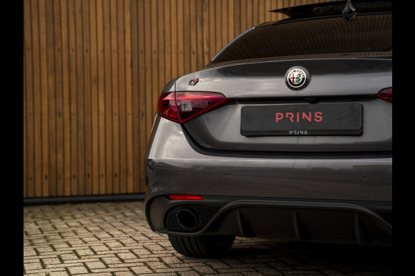 Alfa Romeo Giulia 2.0T Veloce 280pk AWD Full Option! | Pano-dak | Harman/Kardon | Ragazzon | Adapt. cruise | CarPlay