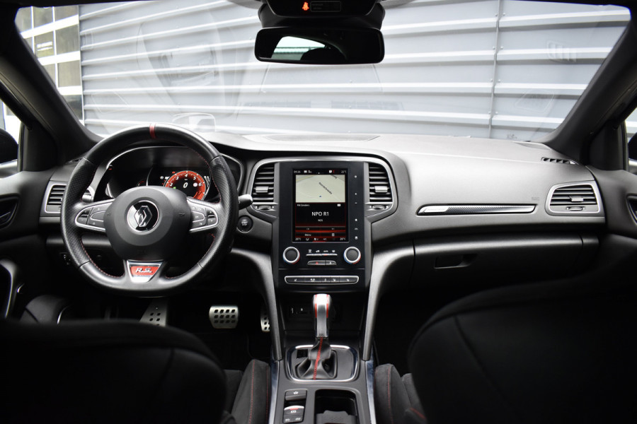 Renault Mégane 1.8 TCe 280 RS | 4Control | Head-Up | CarPlay | 19'' Wielen | Stoelverwarming |