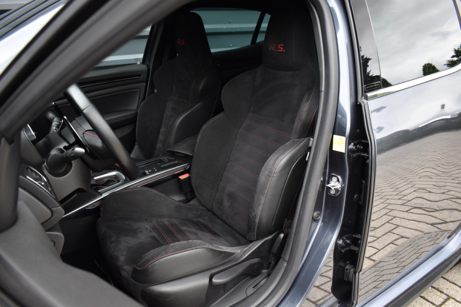 Renault Mégane 1.8 TCe 280 RS | 4Control | Head-Up | CarPlay | 19'' Wielen | Stoelverwarming |