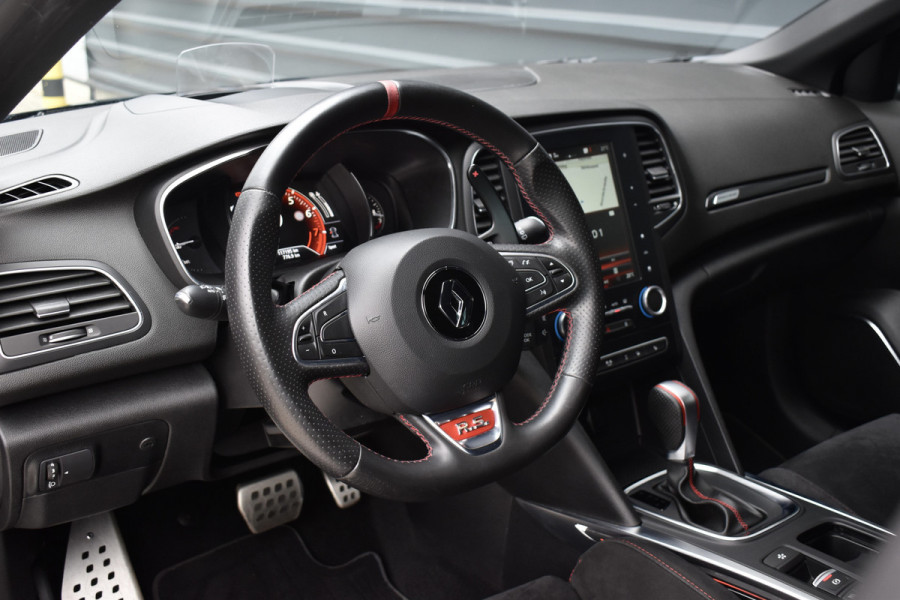 Renault Mégane 1.8 TCe 280 RS | 4Control | Head-Up | CarPlay | 19'' Wielen | Stoelverwarming |