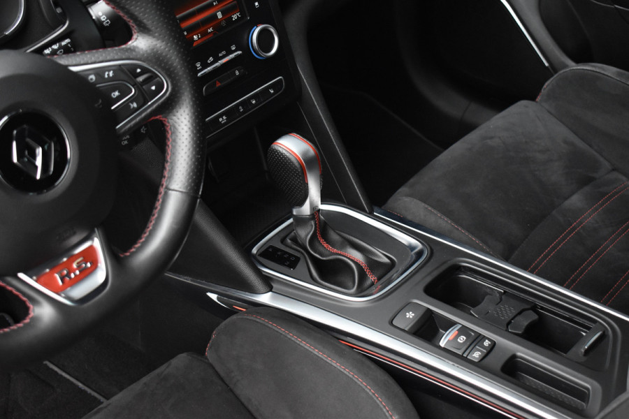 Renault Mégane 1.8 TCe 280 RS | 4Control | Head-Up | CarPlay | 19'' Wielen | Stoelverwarming |