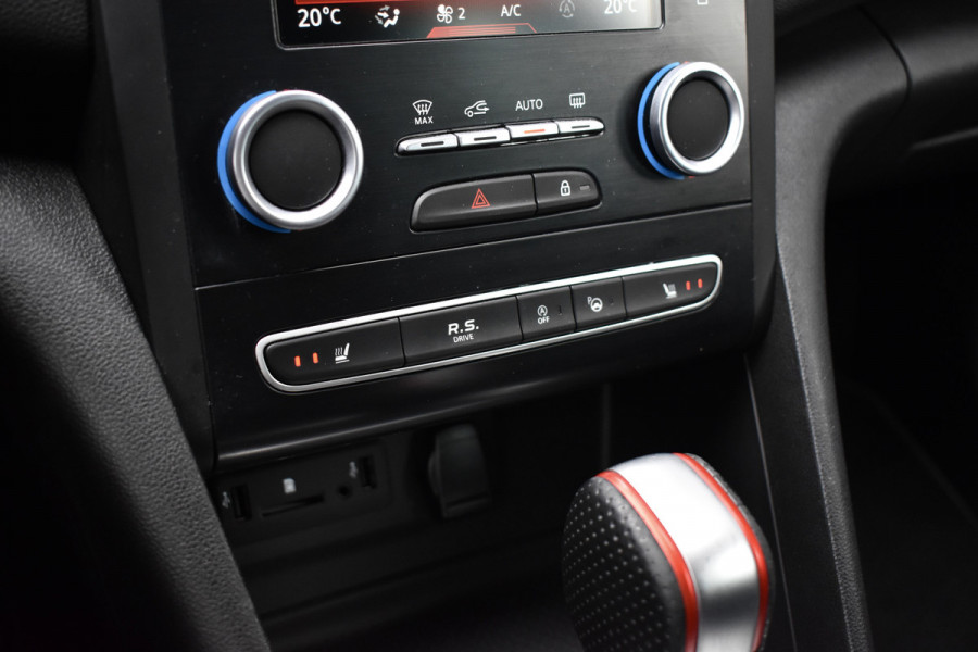 Renault Mégane 1.8 TCe 280 RS | 4Control | Head-Up | CarPlay | 19'' Wielen | Stoelverwarming |