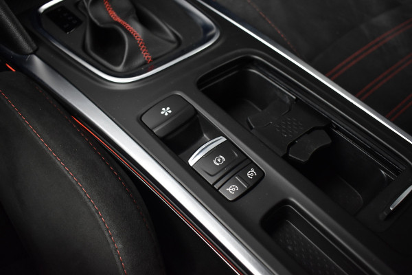 Renault Mégane 1.8 TCe 280 RS | 4Control | Head-Up | CarPlay | 19'' Wielen | Stoelverwarming |