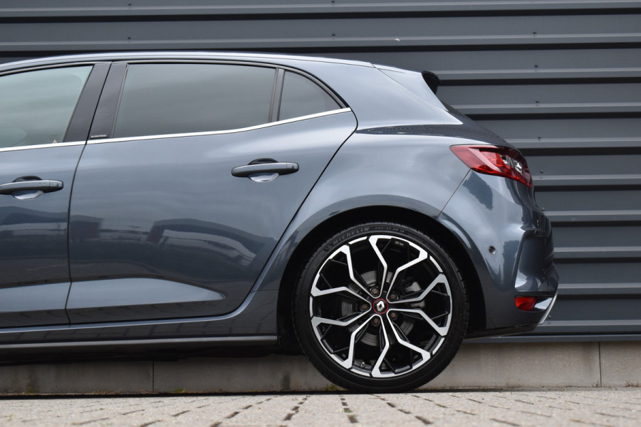 Renault Mégane 1.8 TCe 280 RS | 4Control | Head-Up | CarPlay | 19'' Wielen | Stoelverwarming |