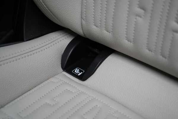 Fiat 500 La Prima 42 kWh | SoH 90,6% | Schuif/kanteldak | Carplay | Adaptive cruise | Parkeersensoren | Pack winter | Lm velgen