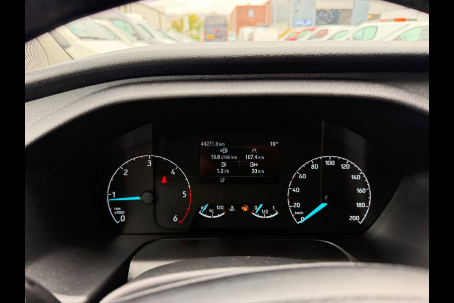 Ford Transit Custom 300 2.0 TDCI L2H1 Trend / Camera / app connect / 3 zits / cruise