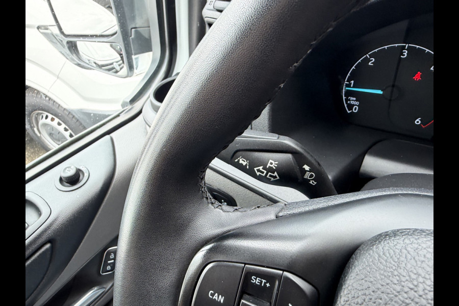 Ford Transit Custom 300 2.0 TDCI L2H1 Trend / Camera / app connect / 3 zits / cruise