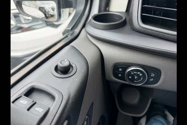 Ford Transit Custom 300 2.0 TDCI L2H1 Trend / Camera / app connect / 3 zits / cruise