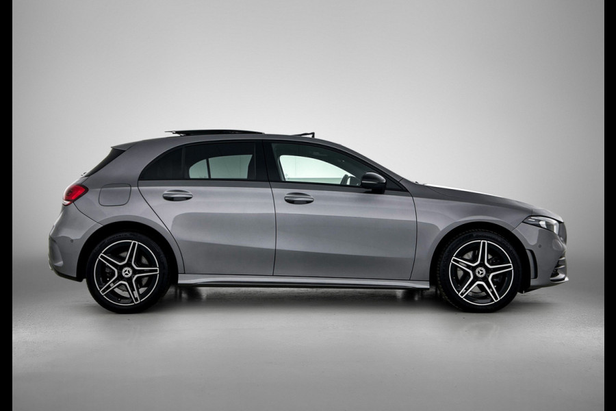 Mercedes-Benz A-Klasse 250 e Business Solution AMG Limited Panoramadak | AMG Line | Night pakket | Stoelverwarming | Achteruitrij camera Inclusief 24 maanden Mercedes-Benz Certified garantie voor Europa.