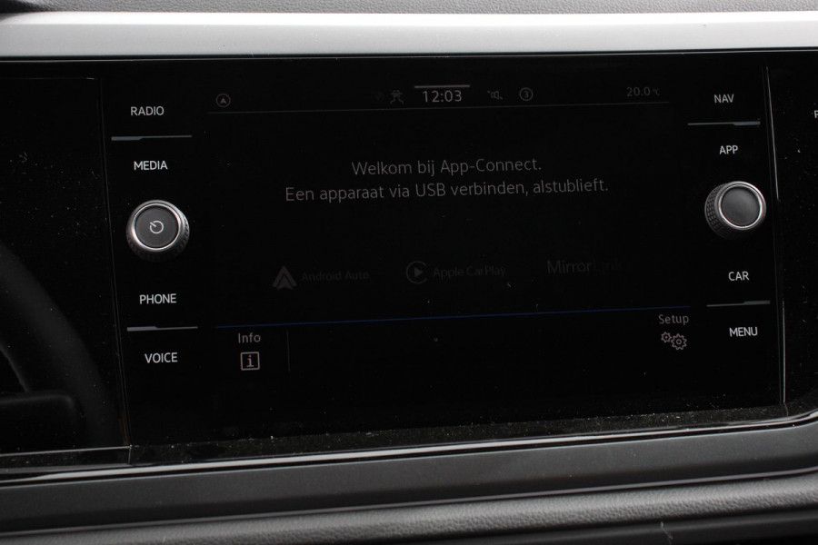 Volkswagen Polo 1.0 TSI DSG R-Line Panorama dak Navigatie App Connect Climate Control DAB LED Parkeer sensoren Camera Cruise control adaptieve