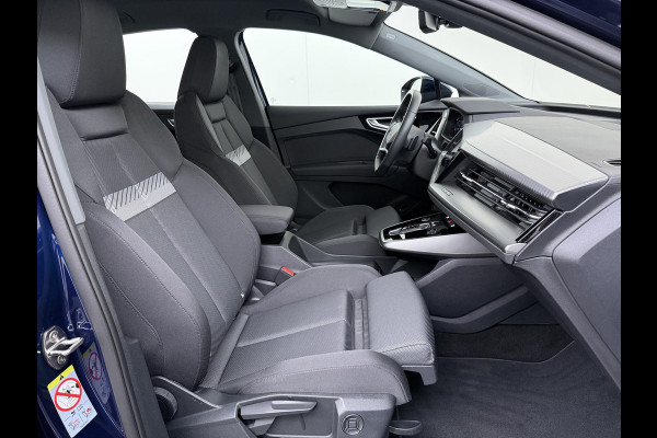 Audi Q4 Sportback e-tron 45 Edition 82 kWh S-LINE| 10.000KM! | STOELVERWARMING| ELEKTRISCHE ACHTERKLEP| ACHTERUITRIJCAMERA | MATRIX LED|
