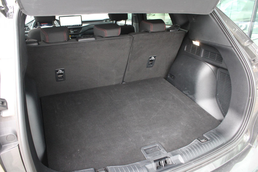 Ford Kuga 2.5 PHEV ST-Line | NL Auto | Winterpack | Electrisch Wegklapbare Trekhaak | Camera | Privacy Glass