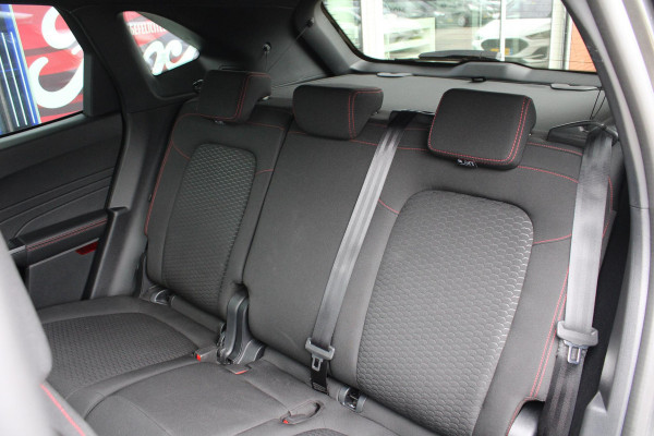 Ford Kuga 2.5 PHEV ST-Line | NL Auto | Winterpack | Electrisch Wegklapbare Trekhaak | Camera | Privacy Glass