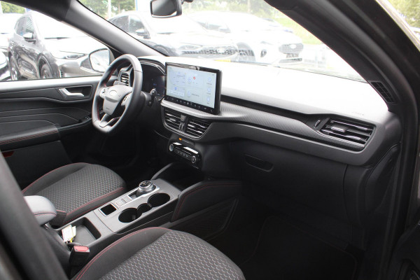 Ford Kuga 2.5 PHEV ST-Line | NL Auto | Winterpack | Electrisch Wegklapbare Trekhaak | Camera | Privacy Glass