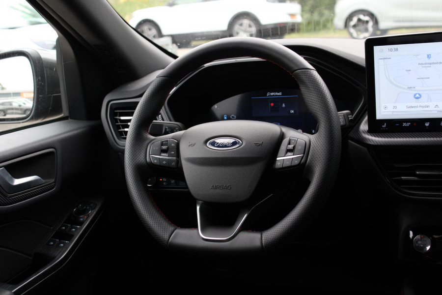 Ford Kuga 2.5 PHEV ST-Line | NL Auto | Winterpack | Electrisch Wegklapbare Trekhaak | Camera | Privacy Glass