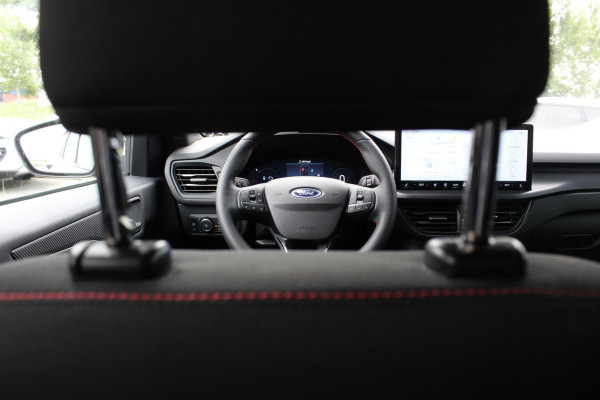 Ford Kuga 2.5 PHEV ST-Line | NL Auto | Winterpack | Electrisch Wegklapbare Trekhaak | Camera | Privacy Glass