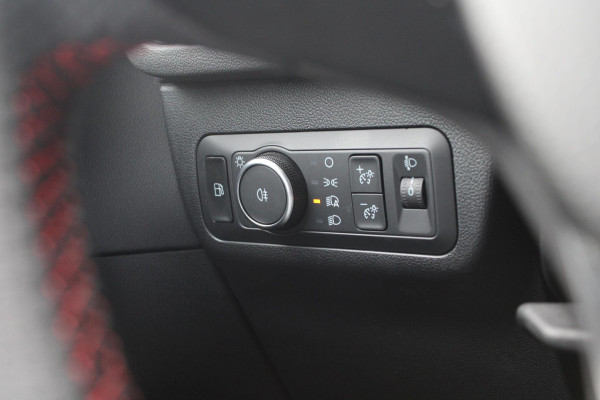 Ford Kuga 2.5 PHEV ST-Line | NL Auto | Winterpack | Electrisch Wegklapbare Trekhaak | Camera | Privacy Glass