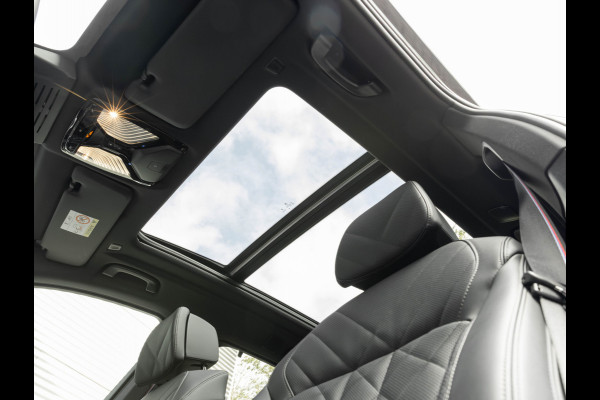 BMW X5 xDrive50e - M-Sport Pro - Pano - Trekhaak - ACC - Comfortzetels