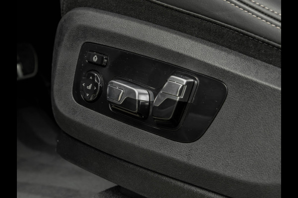 BMW X5 xDrive50e - M-Sport Pro - Pano - Trekhaak - ACC - Comfortzetels