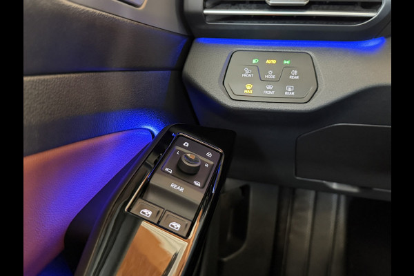 Volkswagen ID.4 Pro 77 kWh Camera Sfeerverlichting Adapt Cruise Clima Stoel/Stuurverwarming Head-up Navi Carplay