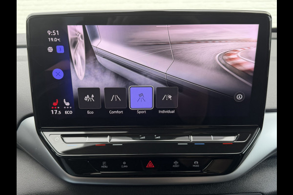 Volkswagen ID.4 Pro 77 kWh Camera Sfeerverlichting Adapt Cruise Clima Stoel/Stuurverwarming Head-up Navi Carplay