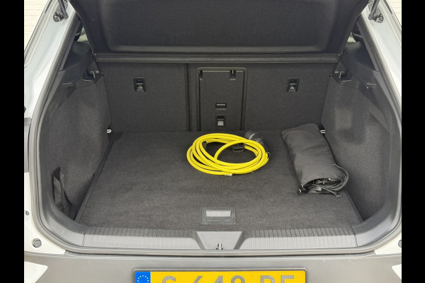 Volkswagen ID.4 Pro 77 kWh Camera Sfeerverlichting Adapt Cruise Clima Stoel/Stuurverwarming Head-up Navi Carplay