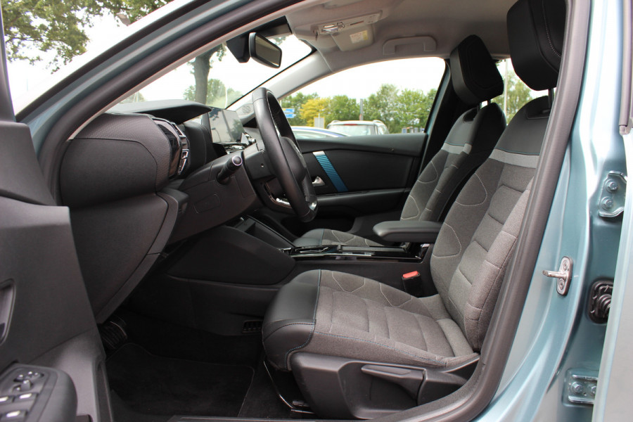 Citroën Ë-C4 Feel 50 kWh / SoH 96,4%! / Camera / Head-up / Keyless / CarPlay / 18'' / Dodehoek / DAB / Cruise Control / Full-LED