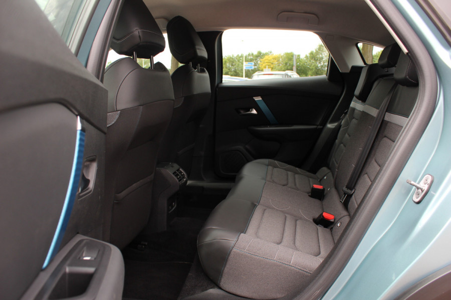 Citroën Ë-C4 Feel 50 kWh / SoH 96,4%! / Camera / Head-up / Keyless / CarPlay / 18'' / Dodehoek / DAB / Cruise Control / Full-LED