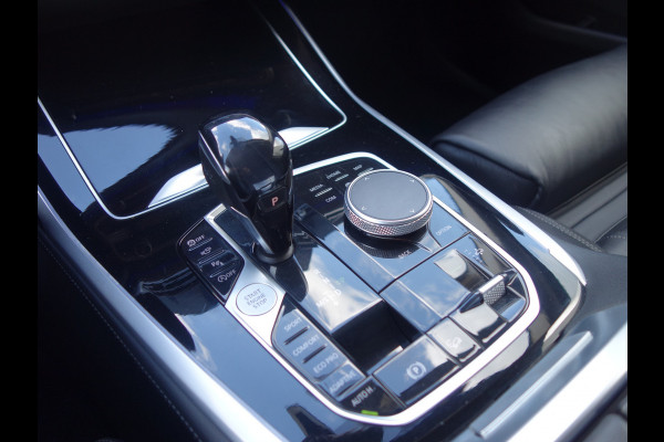 BMW X7 xDrive 30D VAN High Executive Pano.dak Leer Trekhaak Grijskenteken