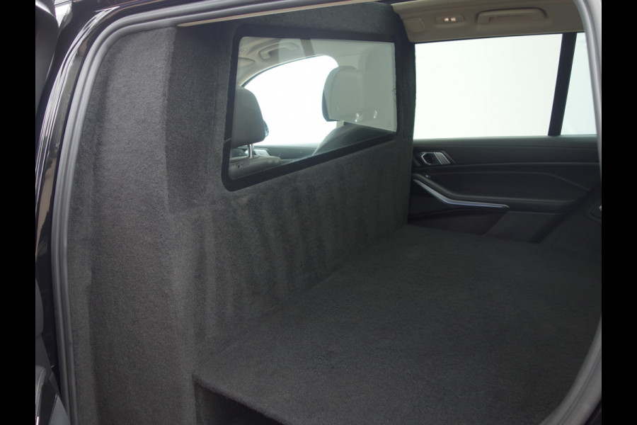 BMW X7 xDrive 30D VAN High Executive Pano.dak Leer Trekhaak Grijskenteken