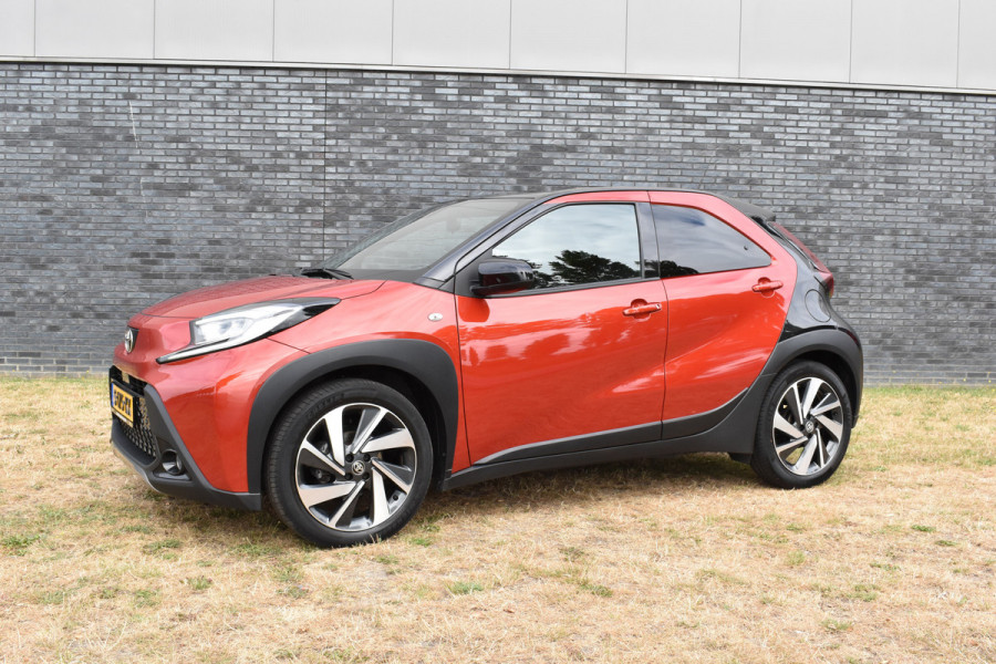 Toyota Aygo X 1.0 VVT-i MT Envy Jbl Navigatie Carplay