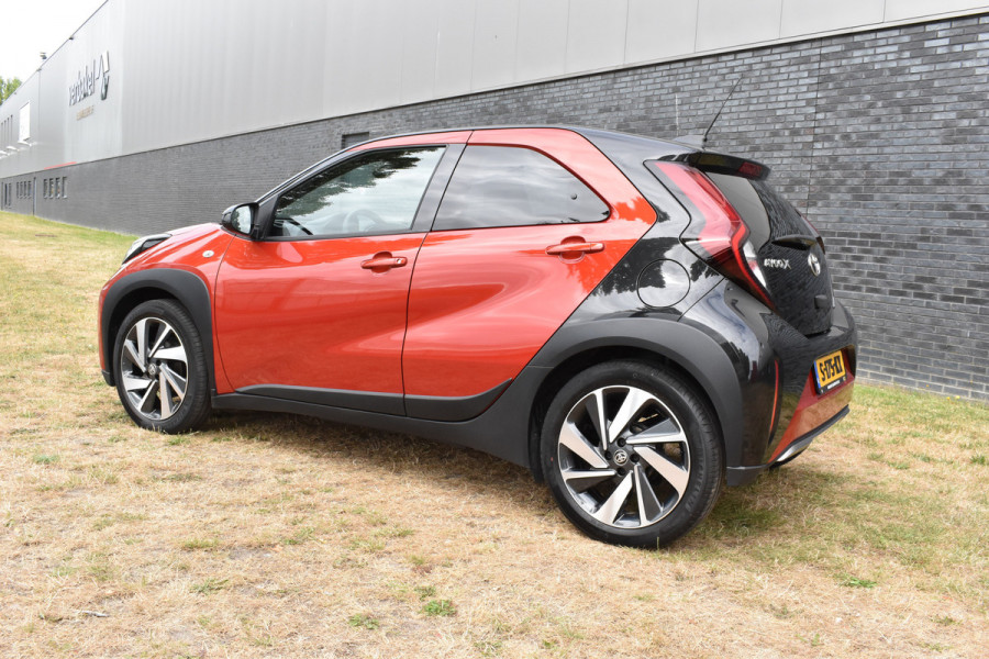 Toyota Aygo X 1.0 VVT-i MT Envy Jbl Navigatie Carplay