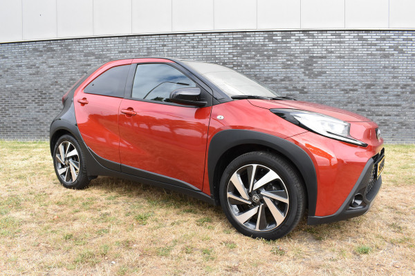 Toyota Aygo X 1.0 VVT-i MT Envy Jbl Navigatie Carplay
