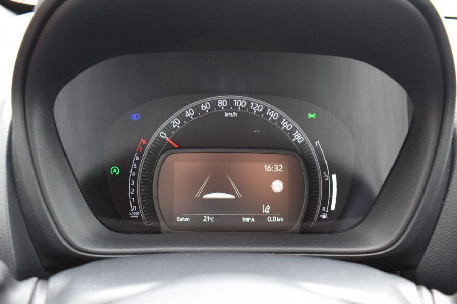 Toyota Aygo X 1.0 VVT-i MT Envy Jbl Navigatie Carplay