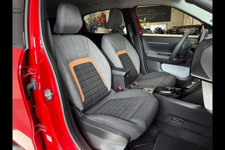 Citroën C3 Aircross 1.2 Hybrid 145pk Plus, 1 Jaar Bovag Garantie, Automaat, camera, Carplay